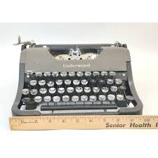 1942 Underwood Leader Portable Typewriter L149717 W/case *WORKS* Vintage - Etsy