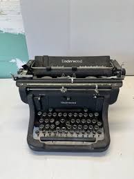 Vintage Underwood Champion Portable Typewriter | eBay