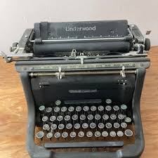 Antique Underwood Typewriter. 1940s. Elliot Fisher. Gift for Writer. Antique Literary Decor. Old Typewriter. - Etsy
