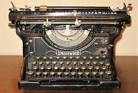 1917 VINTAGE/ANTIQUE UNDERWOOD MODEL #12 TYPEWRITER, with ...