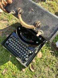 1930s Remington Noiseless Portable Typewriter for Sale in Glendale, CA - OfferUp