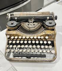 Antique Underwood Portable Standard 4 Bank Typewriter W ...