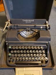 1930's UNDERWOOD UNIVERSAL PORTABLE TYPEWRITER IN CASE | eBay