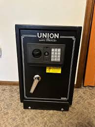 UNION ELECTRONIC SAFE | EstateSales.org