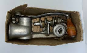 Vintage Universal Food & Meat Chopper No 1, in Original Box ...