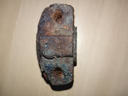 I need some help indentifying this thing : r/metaldetecting