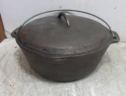 Vintage Cast Iron Camp Pot with Handle Lid Dutch Oven NO ...