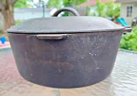 Vintage Cast Iron No. 8 Dutch Oven w/ Lid & Trivet | eBay