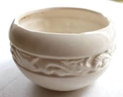 VINTAGE UPCO USA POTTERY WHITE PLANTER 1X69 ROUND BAND ...