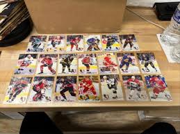 1993-94 Fleer Ultra Hockey WAVE OF THE FUTURE Complete 20 ...