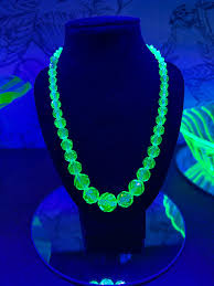 Bee and Squirrel | Rait