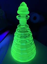 VINTAGE 30'S GREEN DECANTER WITH GREEN BEEHIVE STOPPER DEPRESSION GLASS | eBay