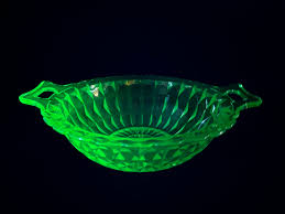 Jeannette Glass Green Depression Glass Windsor Serving Bowl ...