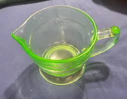 Vintage Footed Measuring Cup, Uranium Glass, Vaseline Glass ...