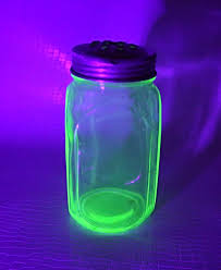 Vintage Green Depression Glass Hossier Spice Jar Uranium ...