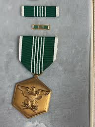 Set Of US Army Commendation Medal, Ribbon Bar, Lapel Pin And ...