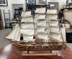Sold at Auction: Large Vintage Model Wooden Ship of the U.S.S. CONSTITUTION