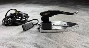 Vintage Valiant ELECTRIC TRAVEL IRON With Folding Handle ...