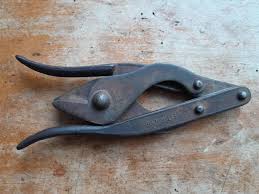 Vintage WW2 Dated 1943 E.T.F Ltd. Barbed Wire Cutters ...