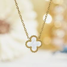 JeenMata White Flower Pendant Necklace, Yellow Gold Plated ...