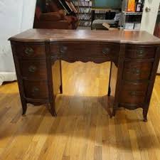 Vintage Vanity Dresser or Desk 4 ft wide, 20 in deep, 30 in tall for Sale in Mount Angel, OR - OfferUp