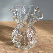 Elegant Clear Glass Vase - Handmade Floral Decor ...