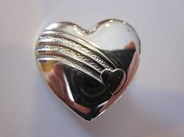 The VARIETY CLUB Vintage Gold Tone Heart Shaped Pin Brooch ...
