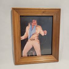 ELVIS PRESLEY FRAMED GLASS 12x10 PHOTO. NICE!! | eBay