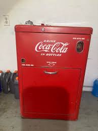 What is the current selling price of a Vendo 23 machine?