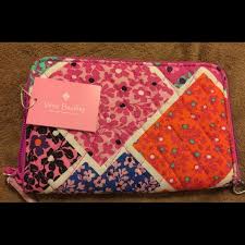 Vera Bradley | Bags | Vera Bradley Grab And Go Wristlet | Poshmark