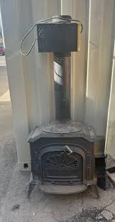 Vermont Castings Cast Iron Stove With Catalytic Combusted
