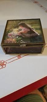 Artwork 1993 Via Vermont Purple Glass Trinket Box Little Girl And Flowers, Foote | eBay