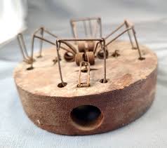 Antique Lovell Mfg. "Easy Setting Choker" 4-Way Mousetrap | eBay