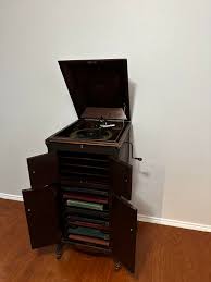 Victor talking machine : r/Antiques