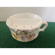 Shaving mug, small shaving mug, Possible woman's shaving mug ...