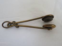 Vintage/antique Brass Scissor Action Skirt Lifter/clip/hitch ...