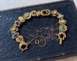 Alina Mann's favorite items - Etsy