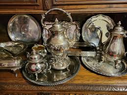 Versilbertes Vintage-Servier-Set: Wm Rogers, Oneida, Leonard ...