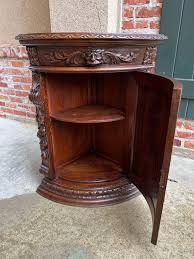 19th Century French Carved Oak Corner Cabinet Renaissance Petite Arched Front at 1stDibs