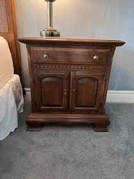 Pair of Vintage Ethan Allen 'Classic Manor' Nightstands – Sell My Stuff Canada - Canada's Content and Estate Sale Specialists
