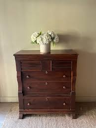 Dressers – Good Behavior