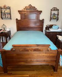 Antique 1880's 3PC Walnut and Burl Victorian Bedroom Suite ...