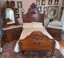 Sold at Auction: Victorian Marble Top Bedroom Suite 4 Pieces