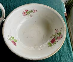 Vintage RARE The Wheeling Company 14.5” Basin and La Belle Company Pitcher NICE | eBay