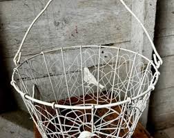 White Wire Basket - Metal Birds - Farmhouse - Rustic ...