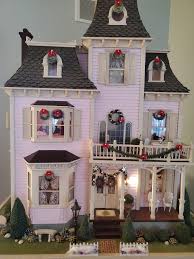 Custom-made dollhouse similar to Beacon Hill dollhouse