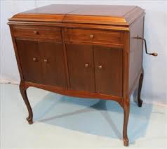 Mahogany Queen Ann Victrola Stamped Victor Victrola