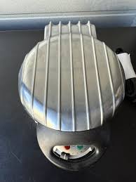 VillaWare Model 2004 Uno Classic 7'' Round Chrome Thin ...