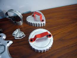 Vintage Biscuit Cutters Metal Crinkle Edges 11 Different Sizes shapes cutters | eBay