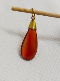 Superb icy brinjal shape red agate with natural lines 916 ...